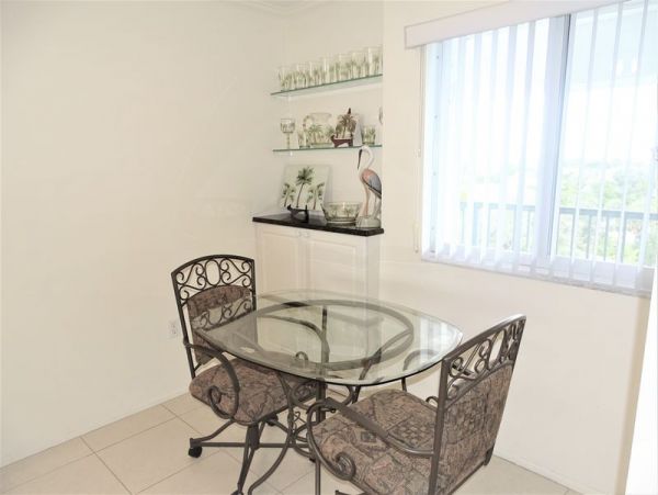 Siesta Key Vacation Condo 2 Bedrooms Gulf Views!
