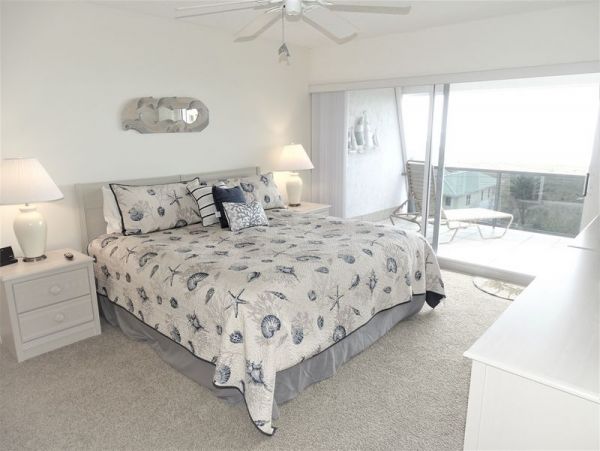 Siesta Key Vacation Condo 2 Bedrooms Gulf Views!