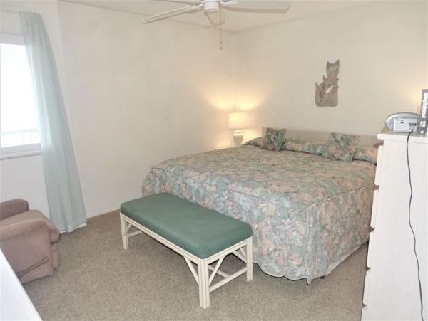 Siesta Key Vacation Condo 2 Bedrooms Gulf Views!
