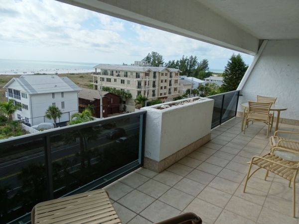 Siesta Key Vacation Condo 2 Bedrooms Gulf Views!