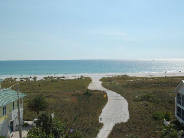 Siesta Key Vacation Condo 2 Bedrooms Gulf Views!