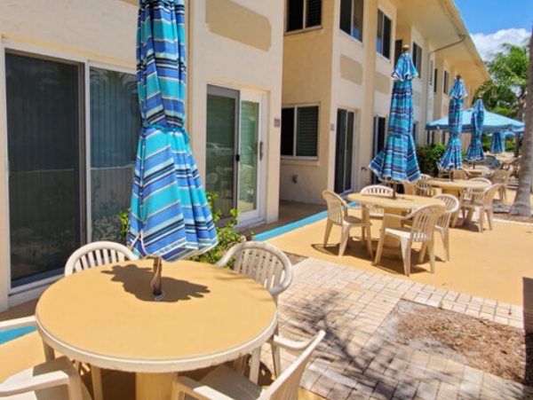 Siesta Key Vacation Rental with 2 Bedrooms