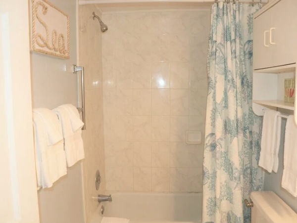 Siesta Key Beachside Two Bedroom Vacation Condo