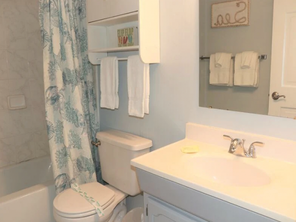 Siesta Key Beachside Two Bedroom Vacation Condo