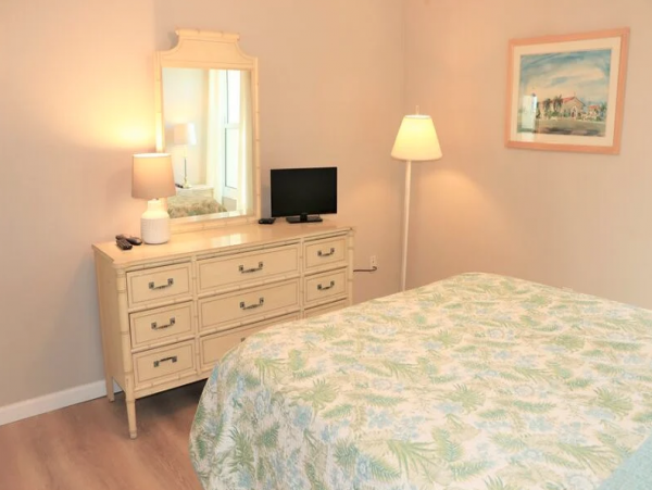 Siesta Key Beachside Two Bedroom Vacation Condo