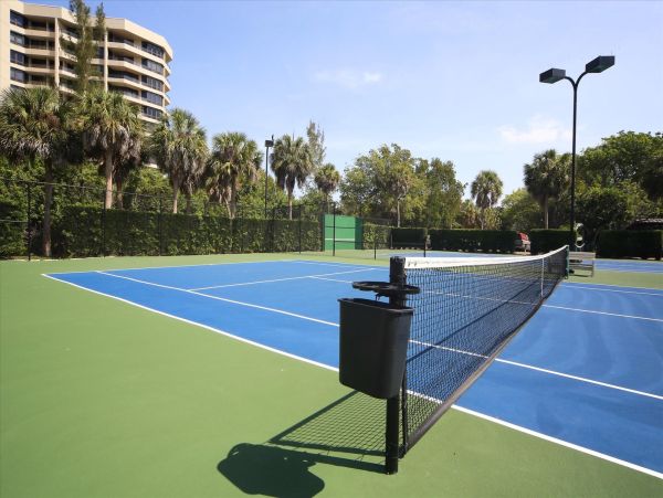 Longboat Key Beachfront Vacation Rental - Gulf of Mexico Condo with Balcony Views