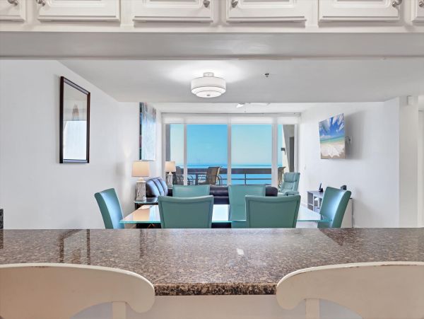 Longboat Key Beachfront Vacation Rental - Gulf of Mexico Condo with Balcony Views