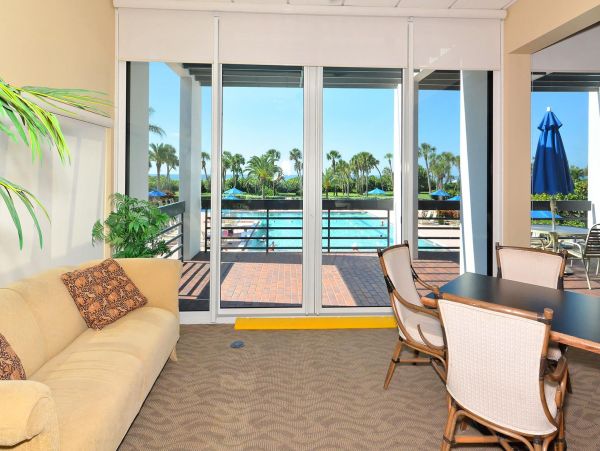 Longboat Key Beach Vacation Community 2 Bedroom Condo