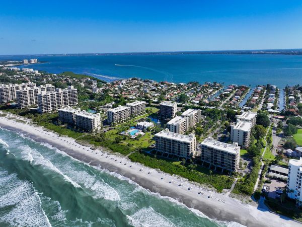 Longboat Key Beach Vacation Community 2 Bedroom Condo