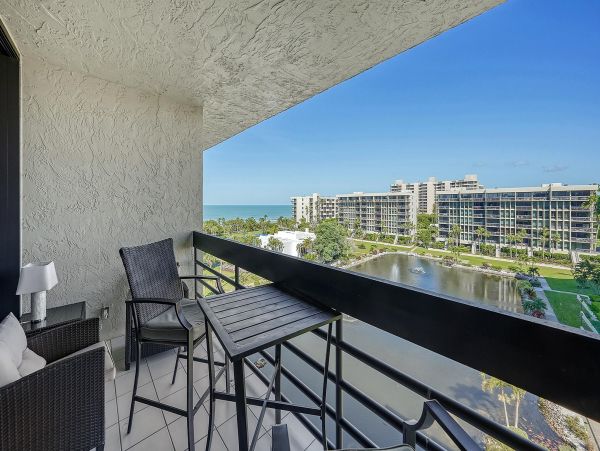 Longboat Key Beach Vacation Community 2 Bedroom Condo