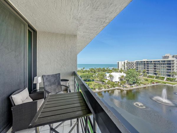 Longboat Key Beach Vacation Community 2 Bedroom Condo