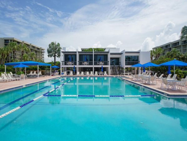 Longboat Key Beach Vacation Community 2 Bedroom Condo