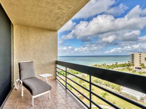 Longboat Key Vacation Rental - Gulf-Front Florida Condo with Pool & Beach Access