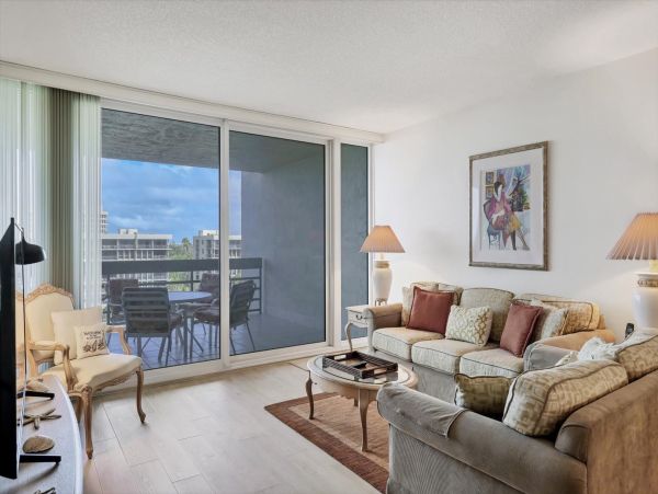 Longboat Key Vacation Rental - Gulf-Front Florida Condo with Pool & Beach Access