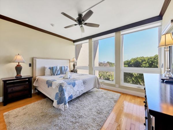 Beachfront Longboat Key Vacation Rental - Two Bedroom Luxury Vacation Condo End Unit