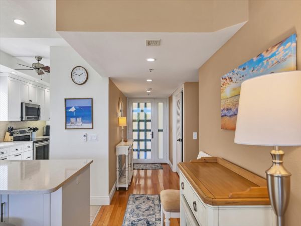 Beachfront Longboat Key Vacation Rental - Two Bedroom Luxury Vacation Condo End Unit