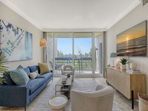 Beachfront Longboat Key Rentals - Luxury 2-Bedroom Vacation Condo