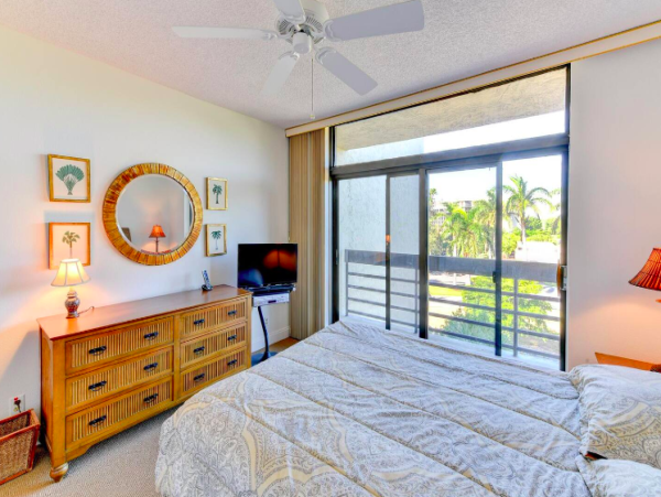 Charming Longboat Key Vacation Condo with 3-Bedrooms