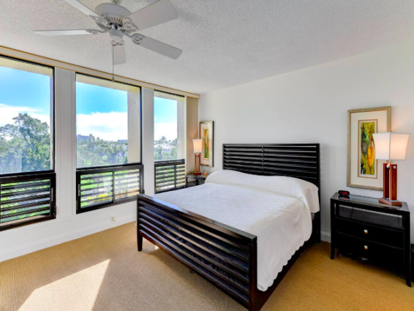 Charming Longboat Key Vacation Condo with 3-Bedrooms
