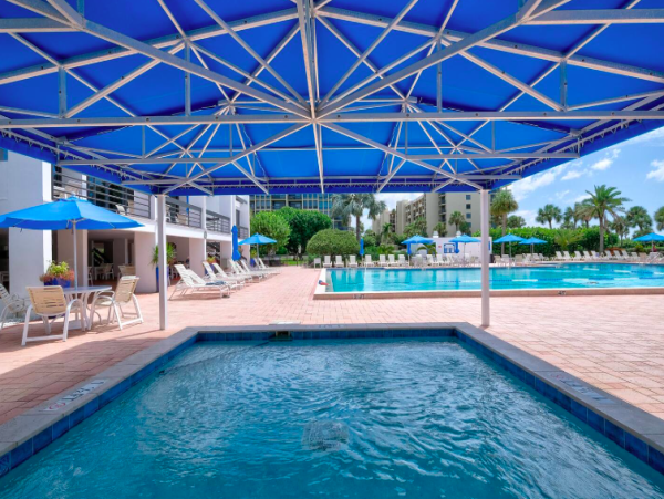 Charming Longboat Key Vacation Condo with 3-Bedrooms