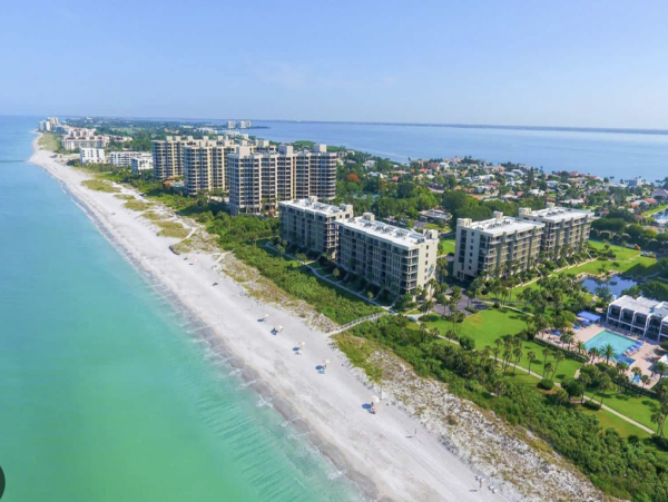 Charming Longboat Key Vacation Condo with 3-Bedrooms