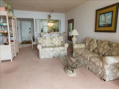 Longboat Key Vacation Condo Sleeps Four Guests.