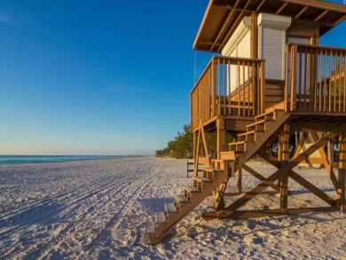 Town Home with 2 bedrooms Easy Beach Access