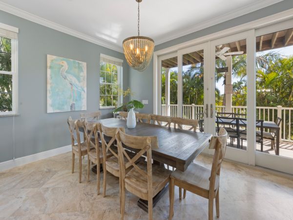 Anna Maria Luxury Six Bedroom Home Walk To Beach