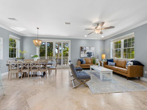 Anna Maria Luxury Six Bedroom Home Walk To Beach