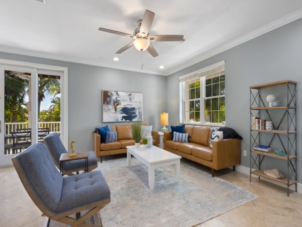 Anna Maria Luxury Six Bedroom Home Walk To Beach