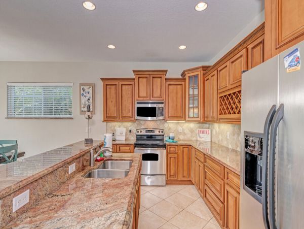 Luxury Vacation Home 6 Bedrooms Anna Maria Island Sleeps 12 Steps to Beach