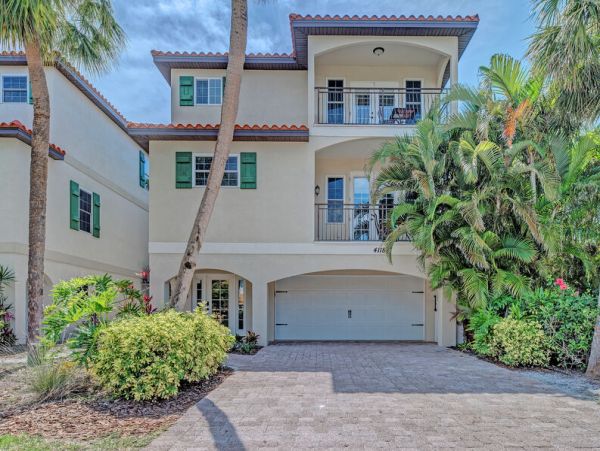 Luxury Vacation Home 6 Bedrooms Anna Maria Island Sleeps 12 Steps to Beach