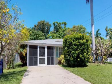 3 Bedroom Vacation Rental Sleeps 8 Guests Steps onto Sand