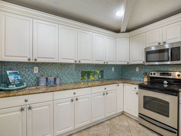 Holmes Beach Luxury Vacation Home Sleeps 10 Stroll To Beach