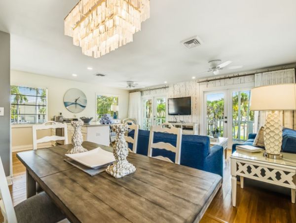 Anna Maria Island Vacation Rental Duplex - Sleeps 8