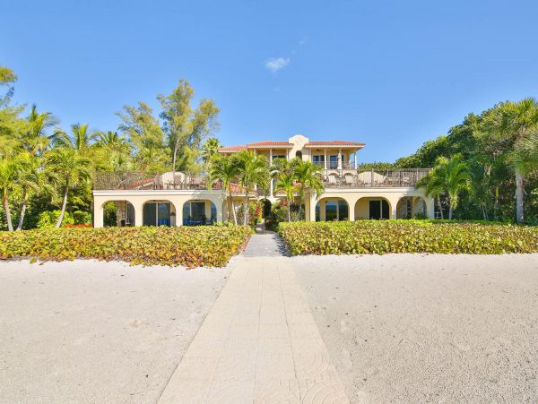 Holmes Beach Three bedroom Vacation Condo Full Gulf View