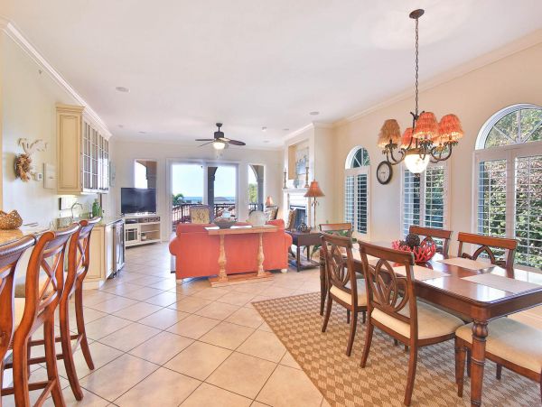Holmes Beach Three bedroom Vacation Condo Full Gulf View