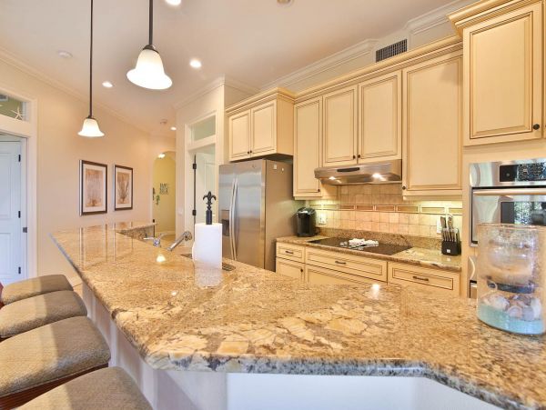 Holmes Beach Three bedroom Vacation Condo Full Gulf View