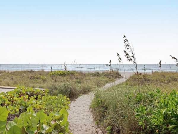 Holmes Beach Three bedroom Vacation Condo Full Gulf View