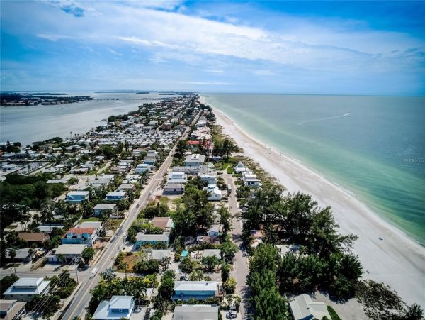 Holmes Beach Vacation Rental Retreat Anna Maria Island