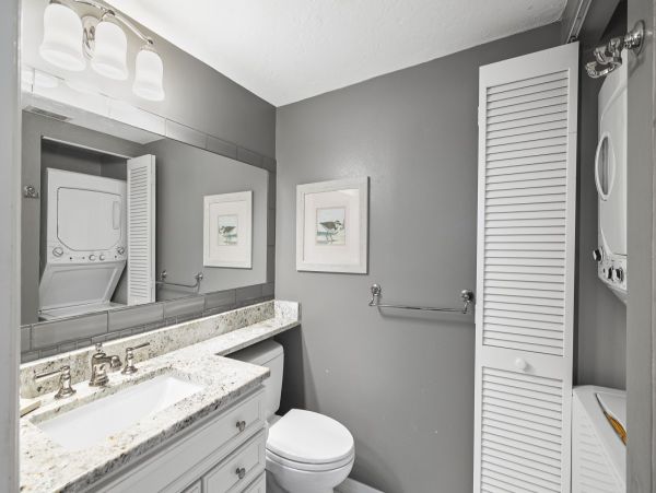 Gulf Front 2 Bedroom Rental on Beach Anna Maria island.
