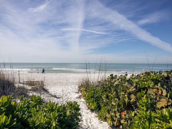 Gulf Front 2 Bedroom Rental on Beach Anna Maria island.