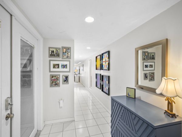 Gulf Front 2 Bedroom Rental on Beach Anna Maria island.