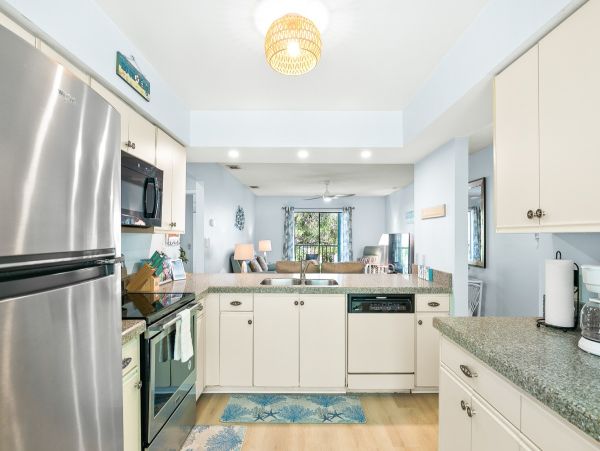Anna Maria Island Vacation Rentals - Florida Beachfront Condo with Pool