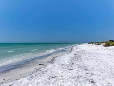 Anna Maria Island Beach Front 2 bedroom Vacation Rental
