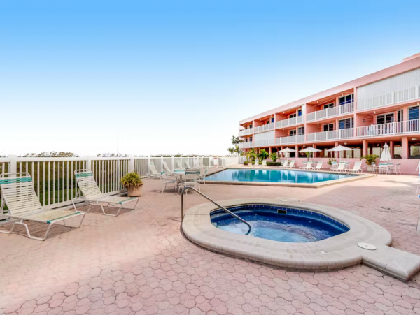 All About The Gulf Views!