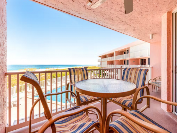 All About The Gulf Views!