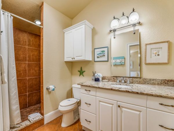 Anna Maria Beach Charm Rental Steps to the Beach
