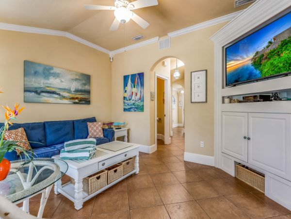 Anna Maria Beach Charm Rental Steps to the Beach