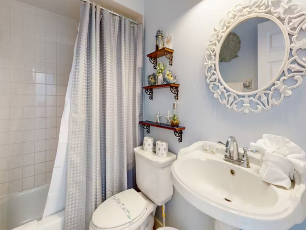 Holmes Beach 2 Bedroom Vacation Condo for Rent
